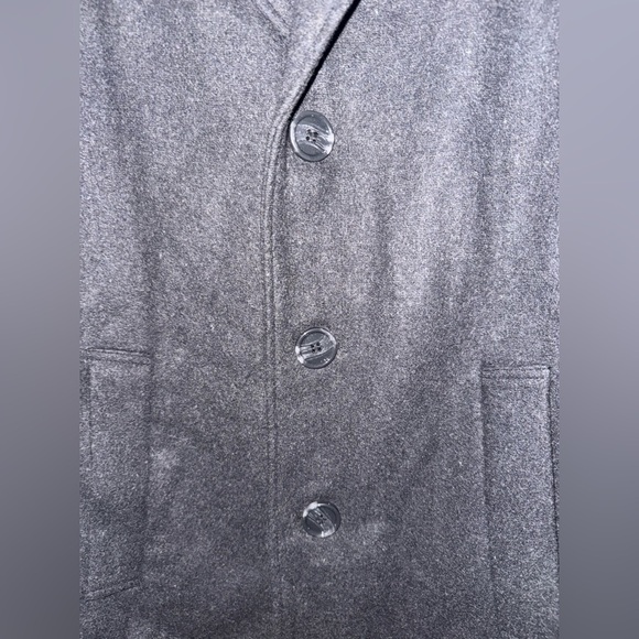 Three botton knee length coat - Picture 9 of 12